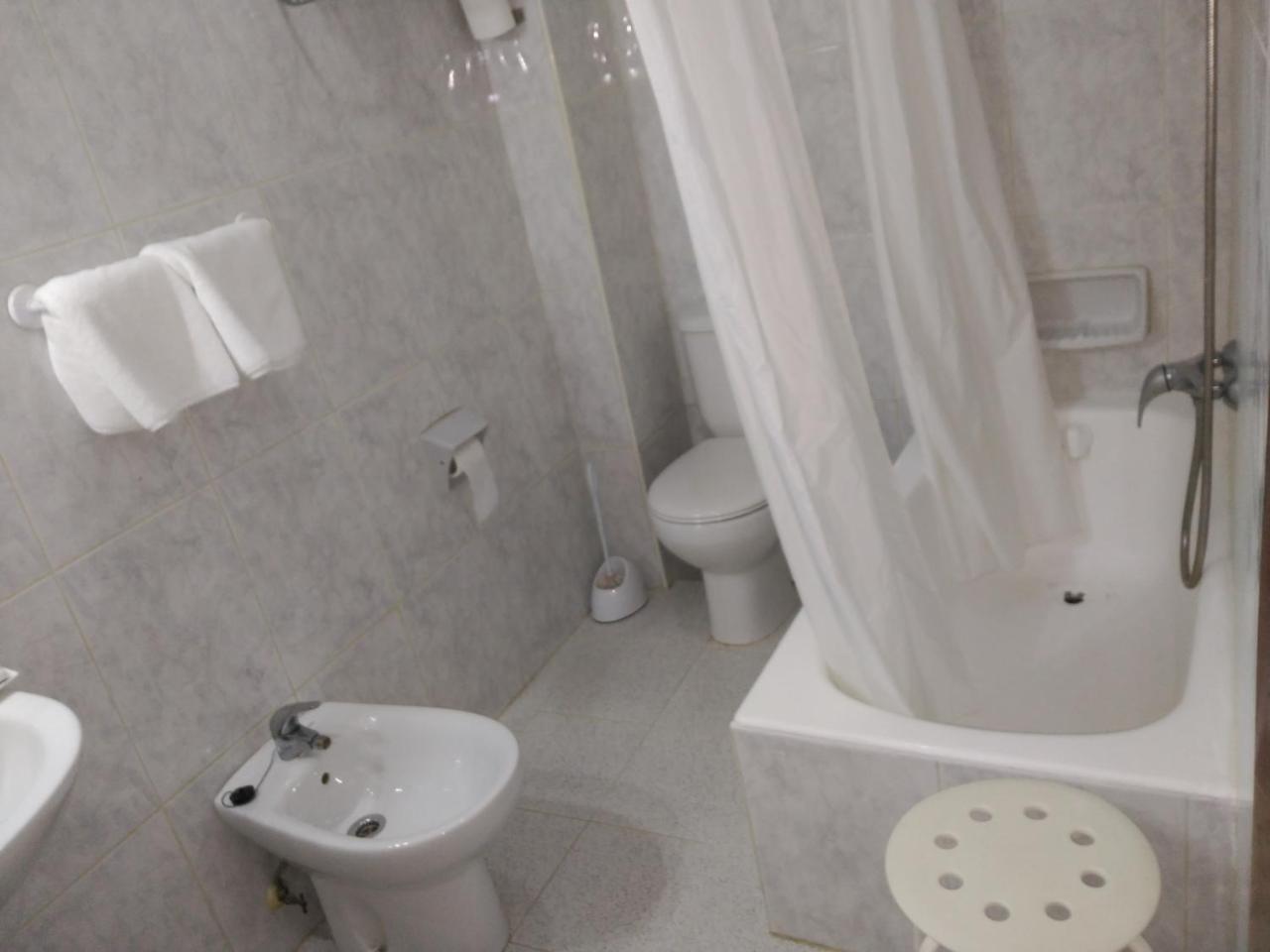 Hotel Vaqueros Лангрео Экстерьер фото