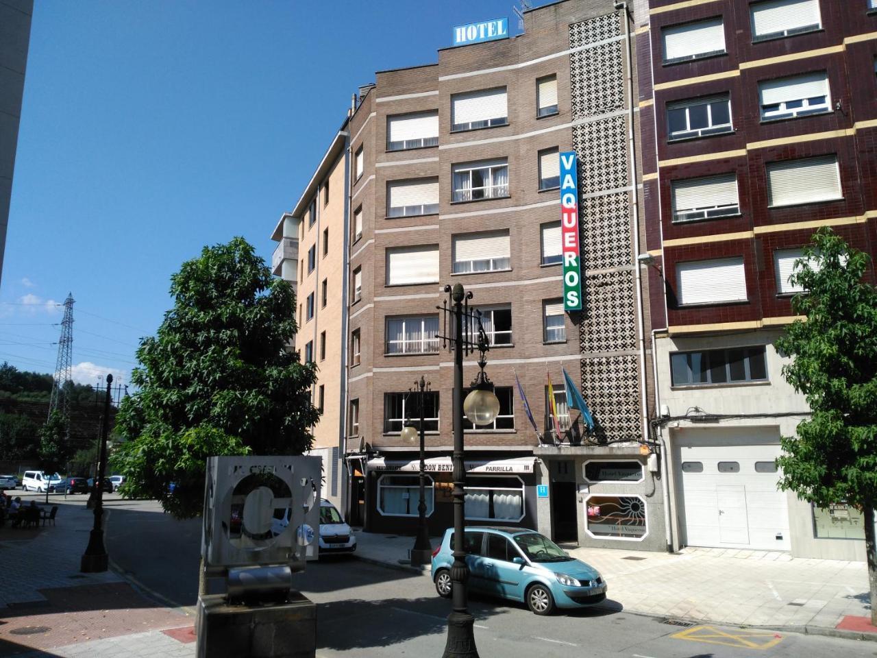 Hotel Vaqueros Лангрео Экстерьер фото